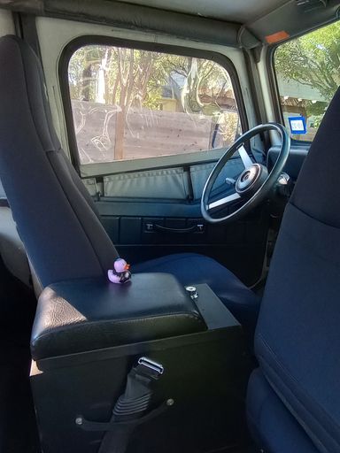 1995 Jeep Wrangler Console