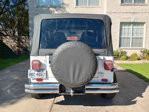 1995 Jeep Wrangler Back Tire